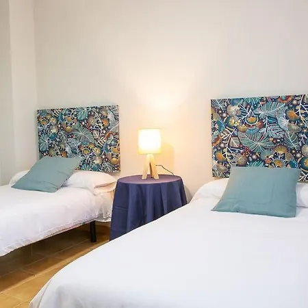 Costa Blanca, Privada 12 Personas Y Cerca Playa Muchavista Vakantiehuis